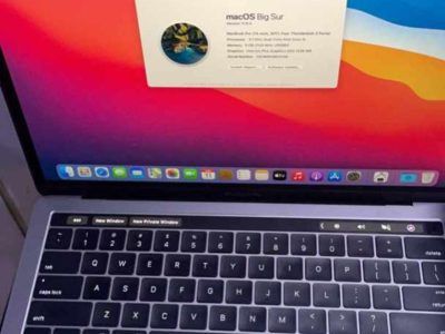 Macbook Pro 13" with Touchbar