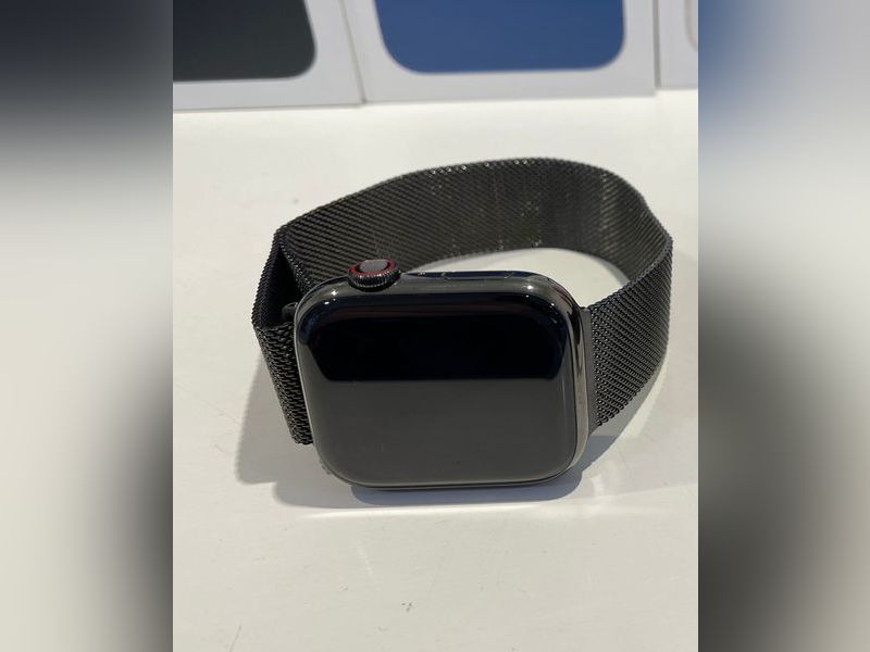Apple Watch Series 7 Stainless steel case With Graphite
