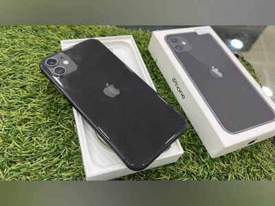 iPhone 11 (3 Month Old )